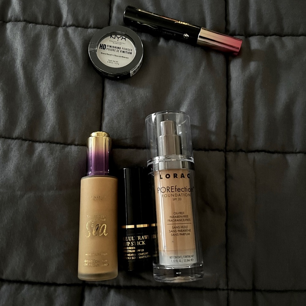 Foundation bundle Lancôme, Tart, Lorac